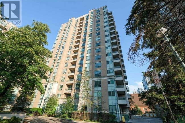 Photo du bâtiment - 29 Pemberton Ave