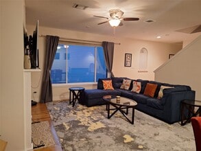 Building Photo - 5207 Cornish St