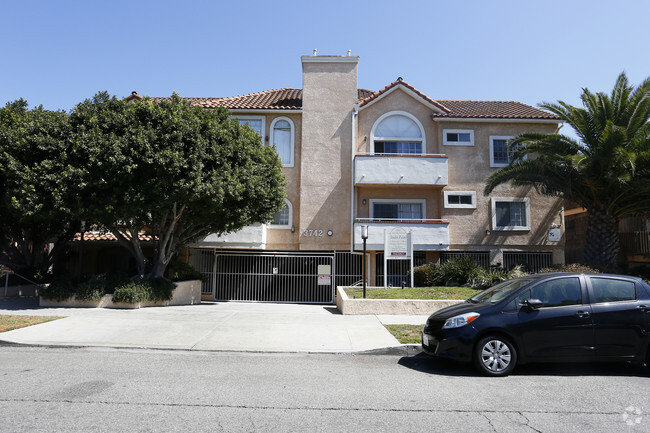 Foto del edificio - Studio Palms Apartments