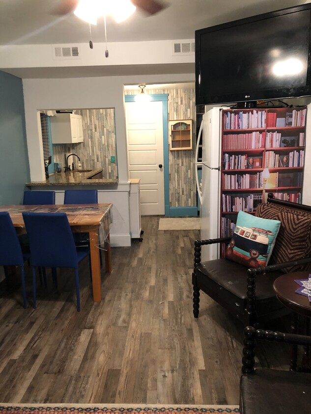 Foto principal - 507 Jessamine Blvd