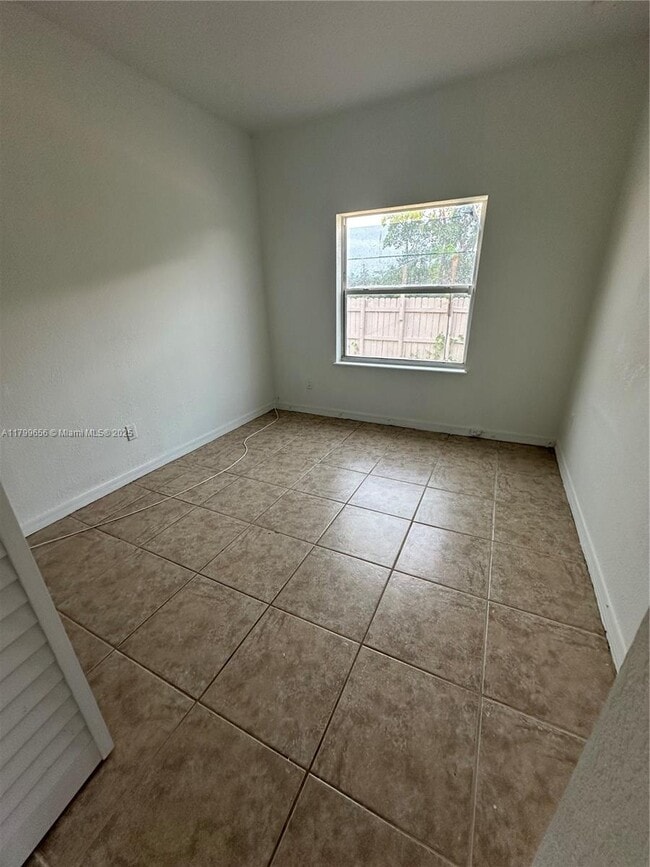 Building Photo - 28442 SW 141st Pl