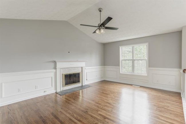 Building Photo - 4943 Lighthouse Pointe