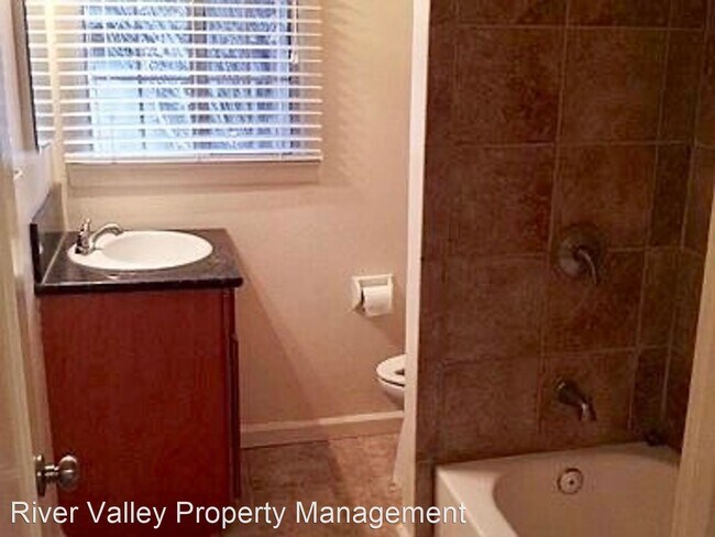 Foto del edificio - 2 br, 2 bath House - 43 45th Street