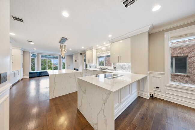 Foto del edificio - 1220 River Rd