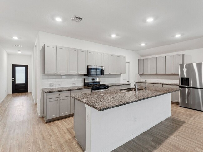 Building Photo - 3 Bedroom Single Family Home in Converse