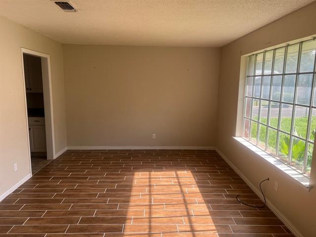 Foto del edificio - 2913 SE 6th St