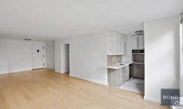 Building Photo - 330 W 58th St
