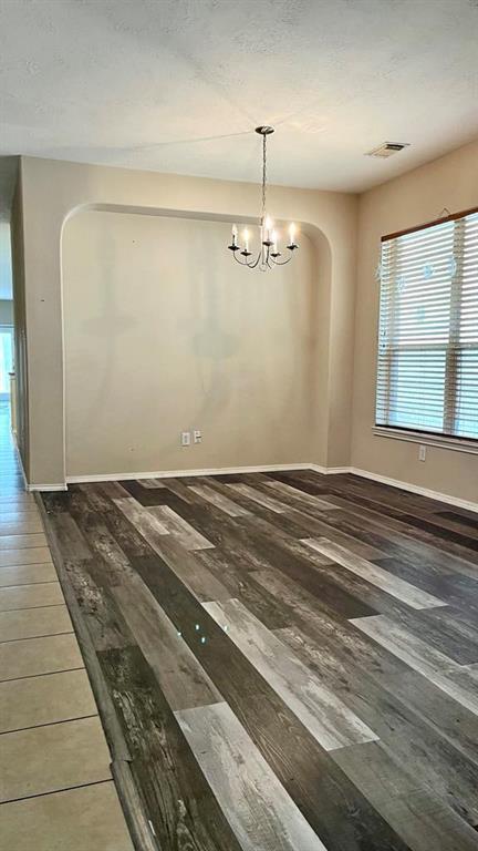 Foto del edificio - 16619 Whitaker Creek Dr