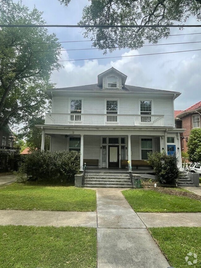 Building Photo - 2230-2230 Napoleon Ave