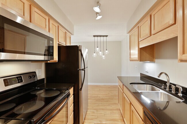 Foto del edificio - 2727 W 43rd St