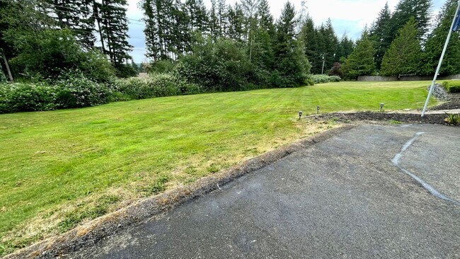 Building Photo - Beautiful Home on Acreage in Port Orchard ...