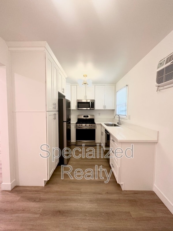 Foto del edificio - 438 Arden Ave