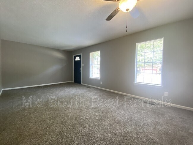 Foto del edificio - 10204 Republic Ln