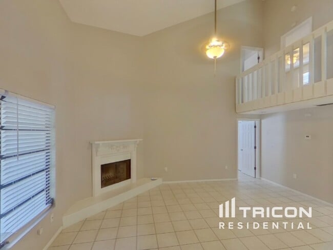 Building Photo - 4335 Olive Ave