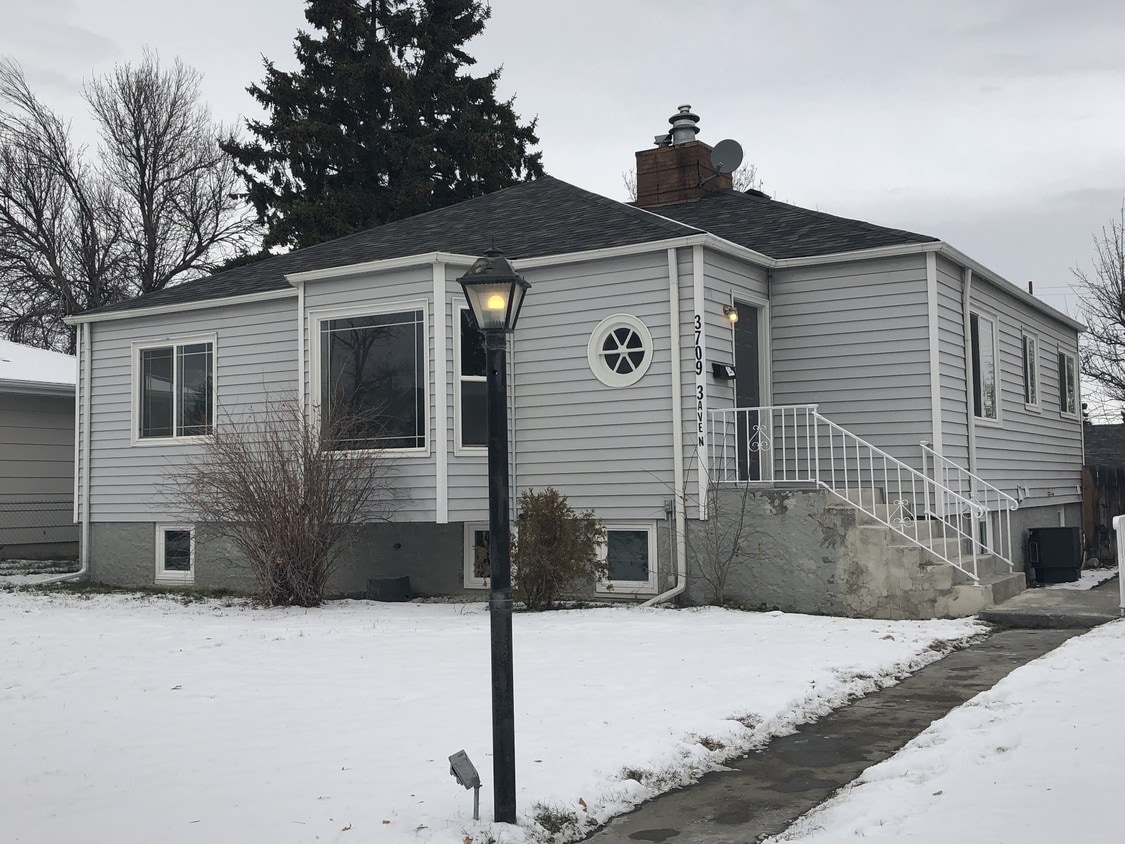 Primary Photo - 3709 3rd Ave N