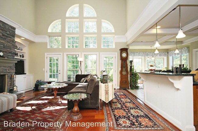 Building Photo - 5 br, 3.5 bath House - 1389 Singleton Lane