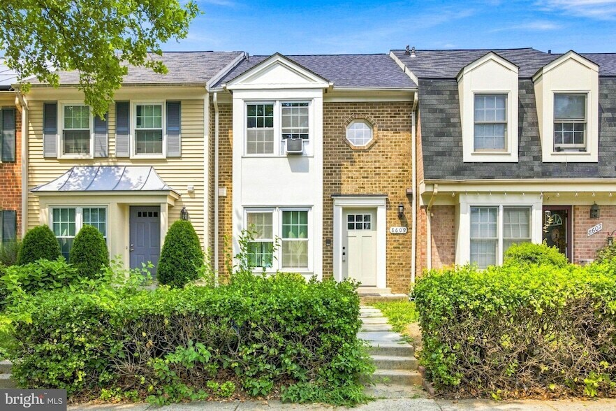 Photo - 8609 Hawk Run Terrace Unit