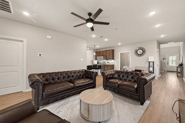 Foto del edificio - 1010 Gentle Nook Dr