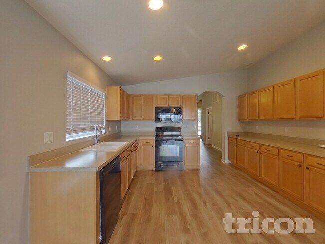 Building Photo - 1132 Hill Flower Dr