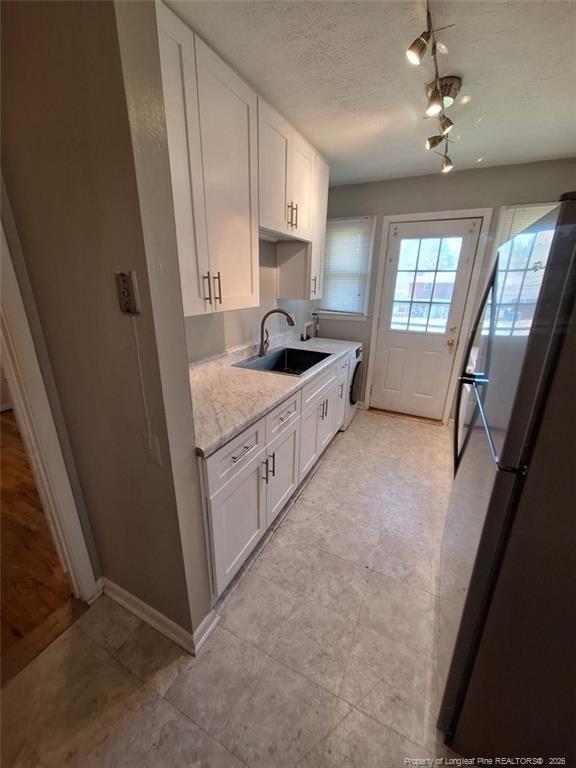 Foto del edificio - 836 Ridge Rd