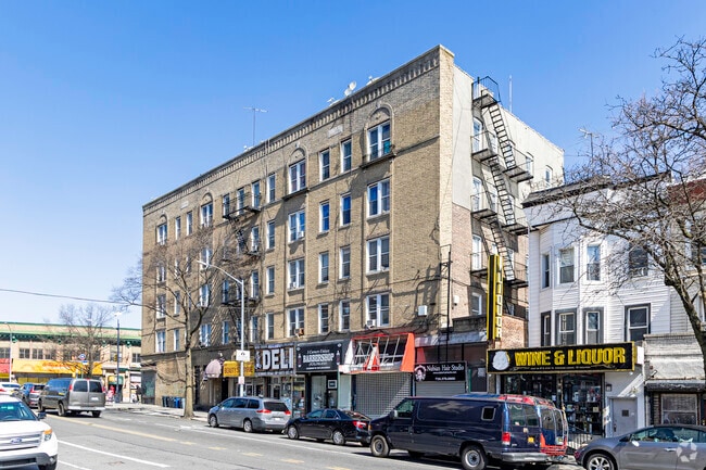 Building Photo - 757 E 169th St
