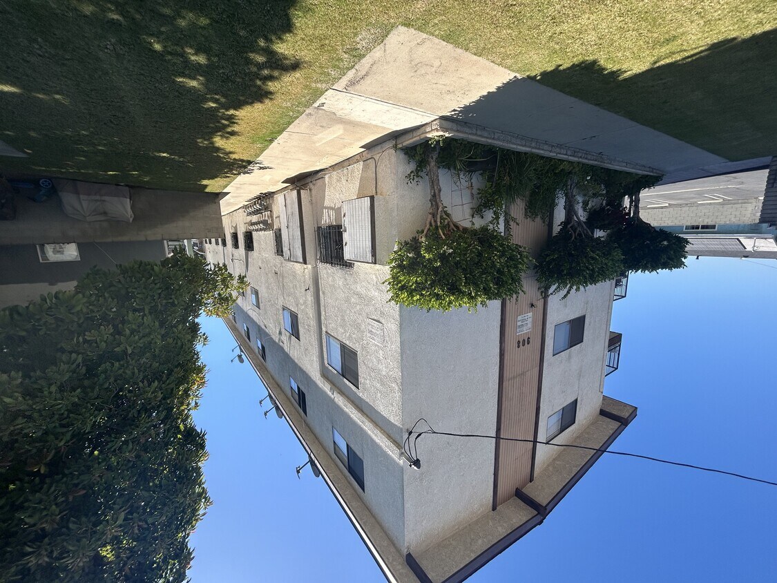 Foto del edificio - Broad Apts