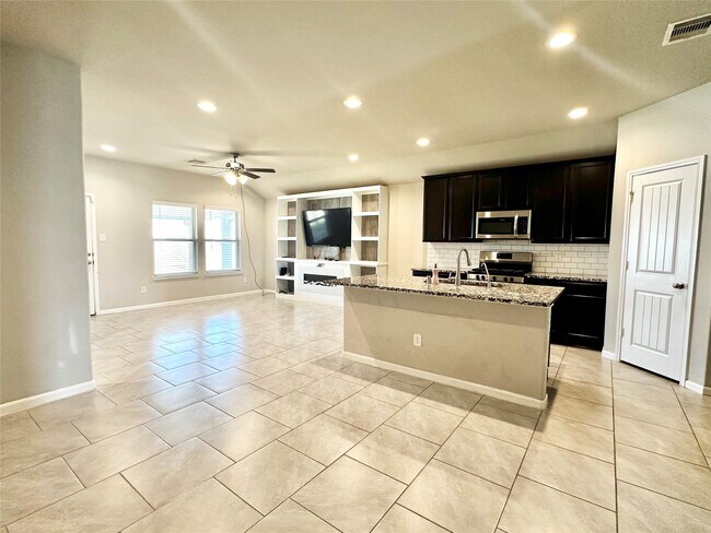 Foto del edificio - 18330 Arcola Bay Ln