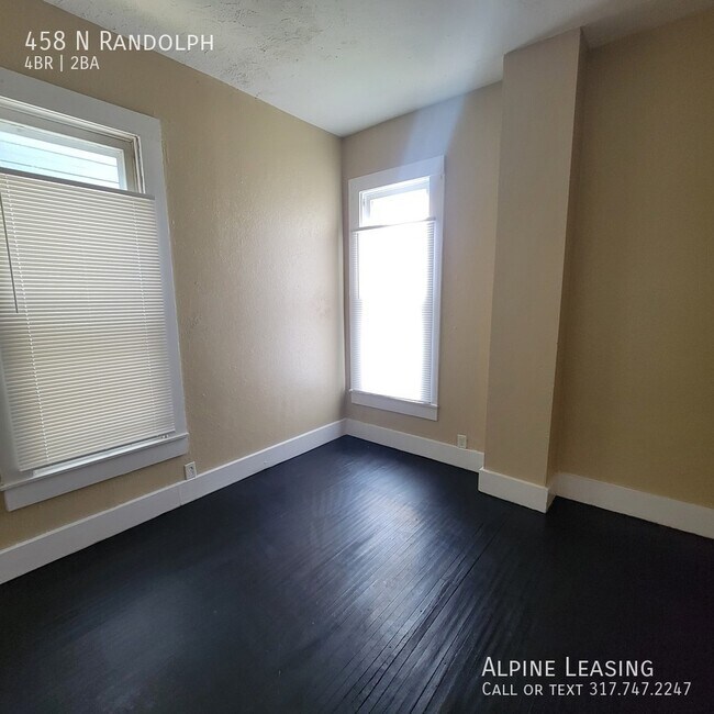 Building Photo - 458 N Randolph-