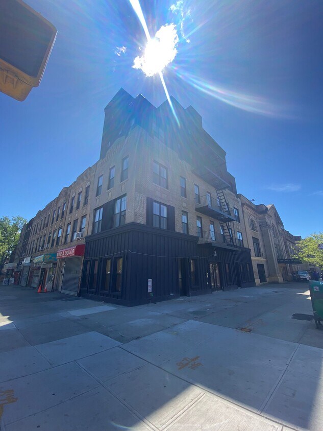 Primary Photo - 1524 Saint Johns Pl