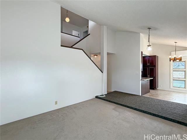 Foto del edificio - 94-679-679 Nuao Pl