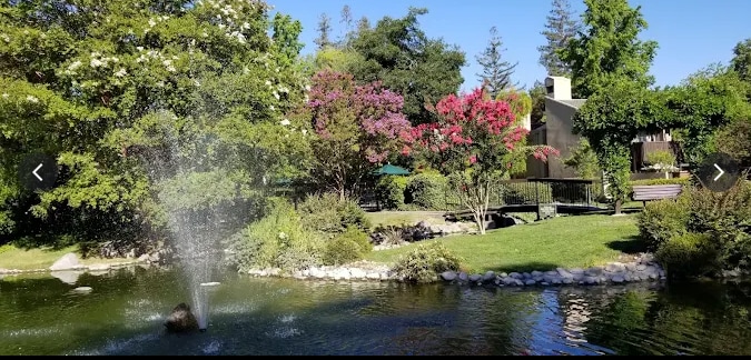 Foto principal - Charming 1bd/1ba Condo in Woodside HOA