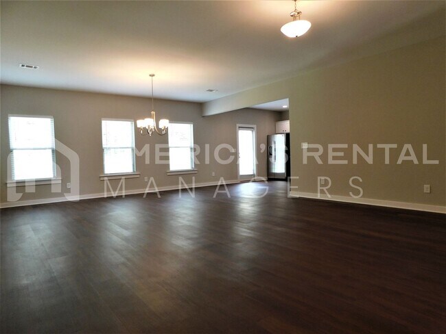 Foto del edificio - Home for  Rent in Brookwood, AL....Availab...