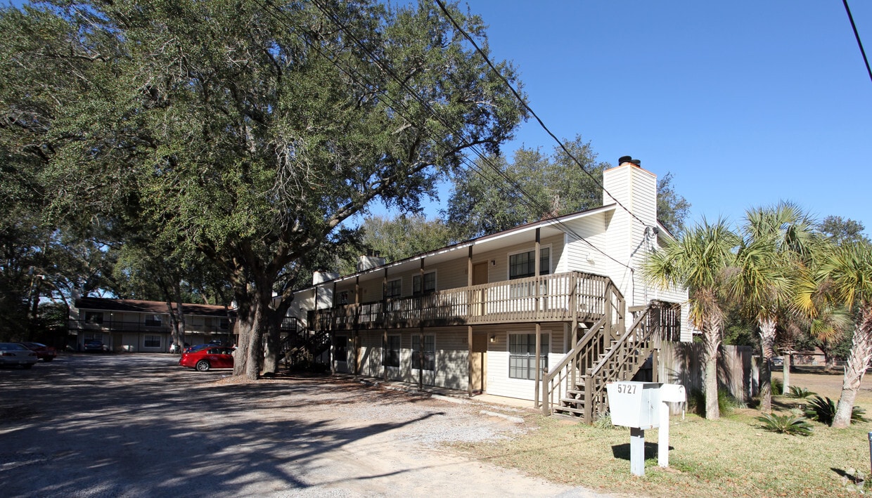 Foto principal - 5727 Muldoon Cir