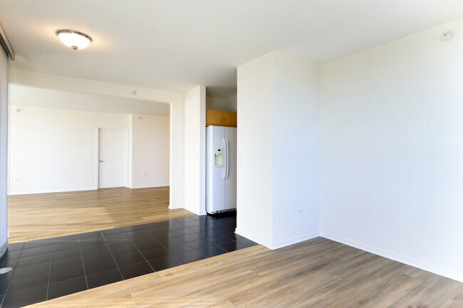 Foto del edificio - 807 Davis St