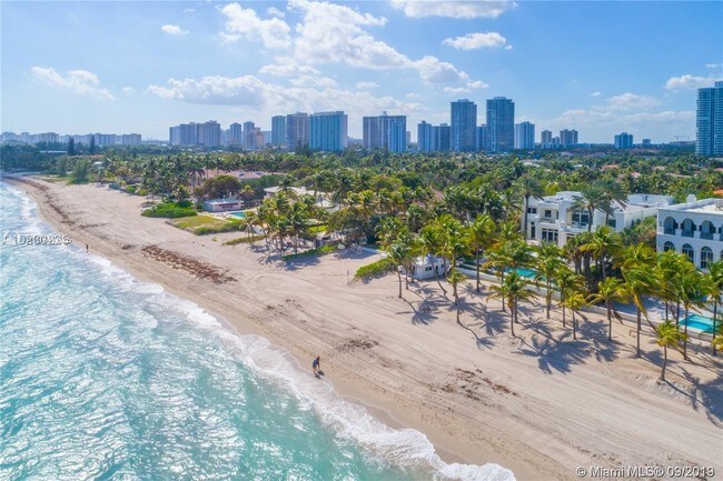 Foto del edificio - 3180 S Ocean Dr
