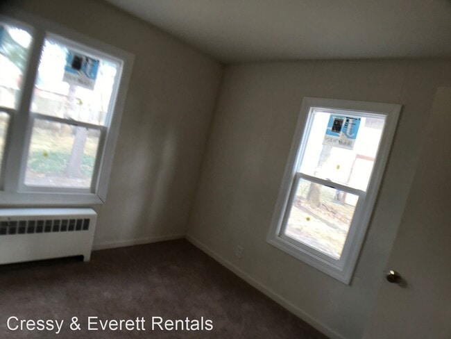 Building Photo - 3 br, 1 bath House - 2715 Grape Road