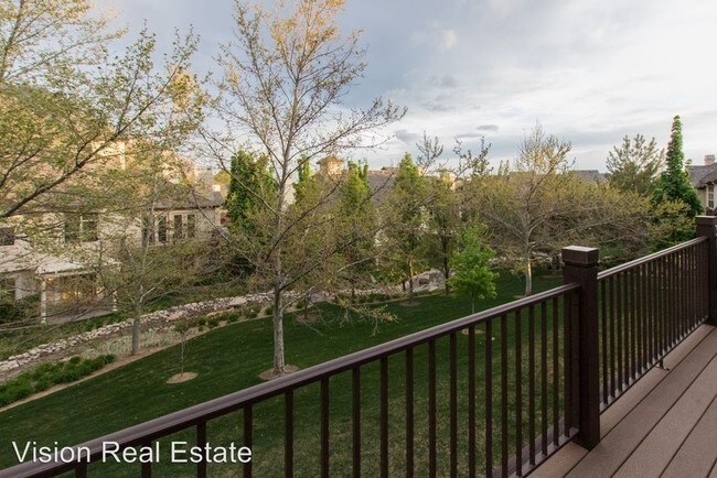 Foto del edificio - 3 br, 3.5 bath House - 1016 Waterford Lane