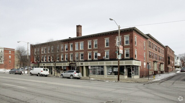 Building Photo - 1279 Elm St