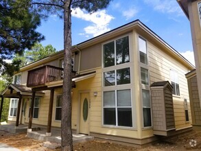 Building Photo - 1526 E Gavin Ln
