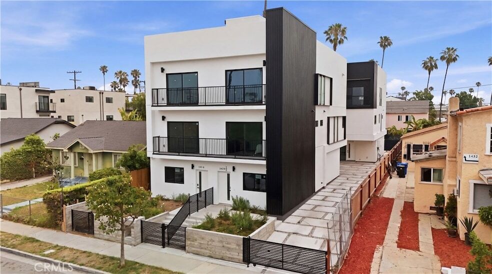 Photo - 1428 S Cloverdale Avenue Unit