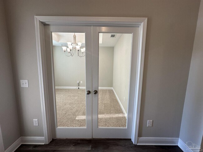 Building Photo - 5762 Dunridge Drive