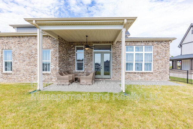 Building Photo - 7284 Ludlow Drive
