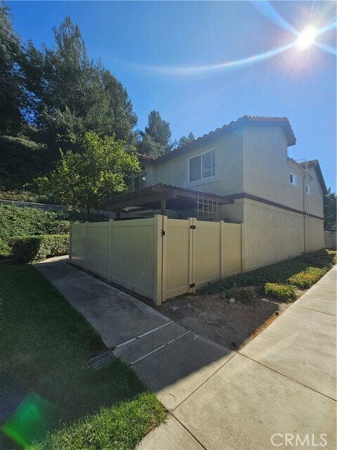 Primary Photo - 24320 Sylvan Glen Rd