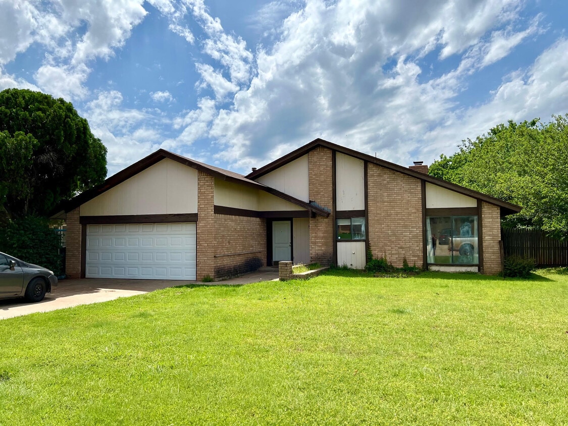 Photo - 12405 Bannockburn Pl (Oklahoma City, OK)