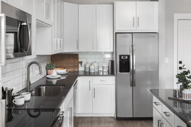 Foto del edificio - Pointe at Research Park Apartments