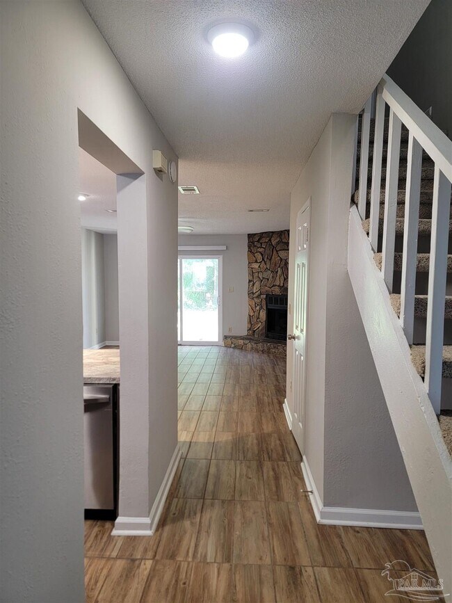Foto del edificio - 7202 Lago Vista Ct