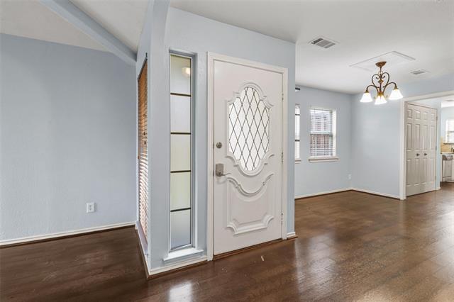 Foto del edificio - 2705 Pinery Ln