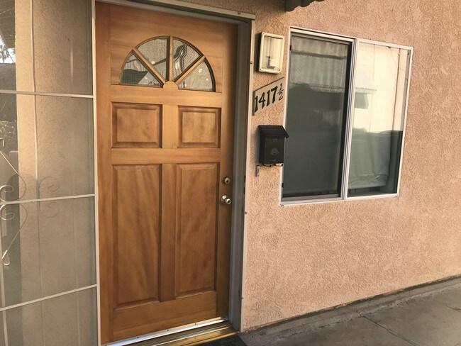 Detached Studio Unit - 1417 N Hill Ave