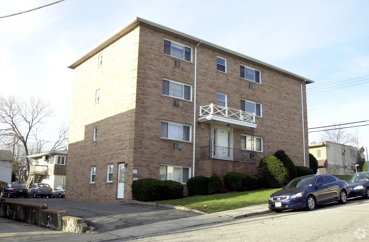 188 Polifly Rd, Hackensack, NJ 07601 Apartments in Hackensack, NJ