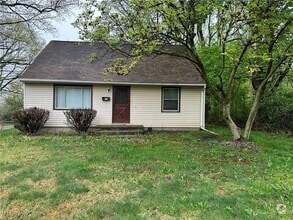 Building Photo - 2758 Newbern Cir